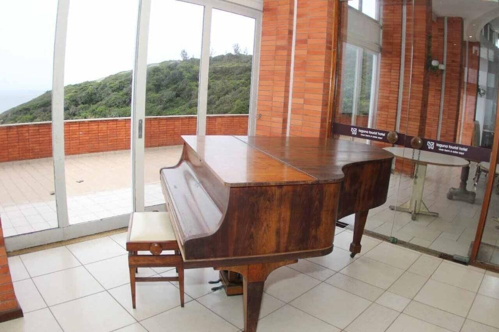 Samba Laguna Tourist Hotel Kültér fotó